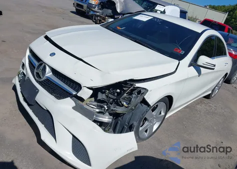 2015 Mercedes-Benz Cla 250 z USA, uszkodzony, nr VIN WDDSJ4EB3FN265083